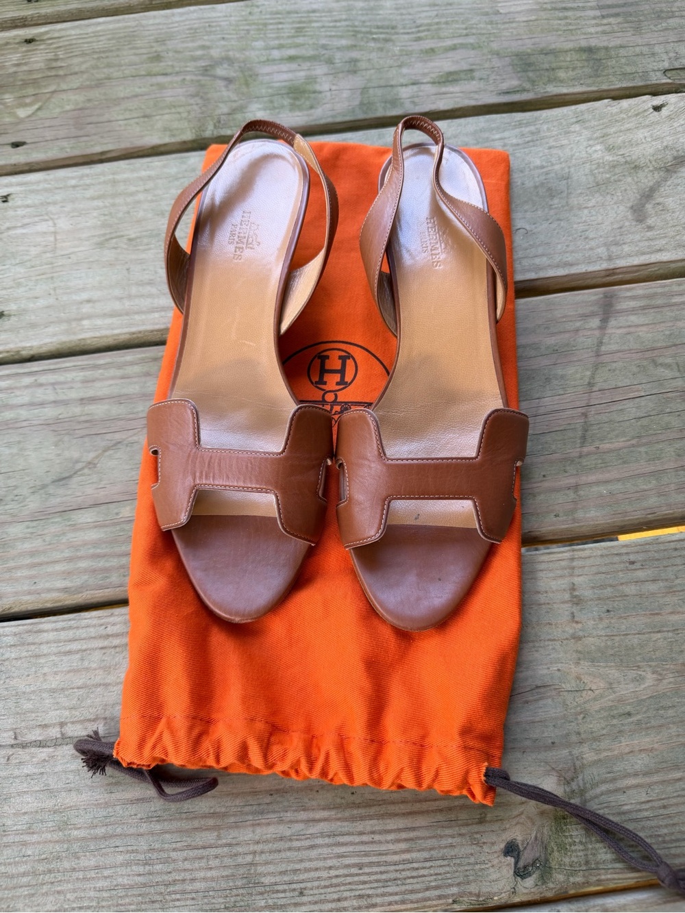 Authentic Hermès Oran Sandals — Gold/Barenia Leather — Size 40